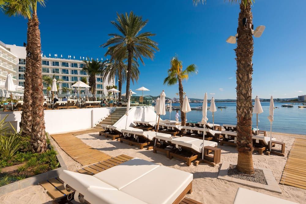 شرفة مرصوفة