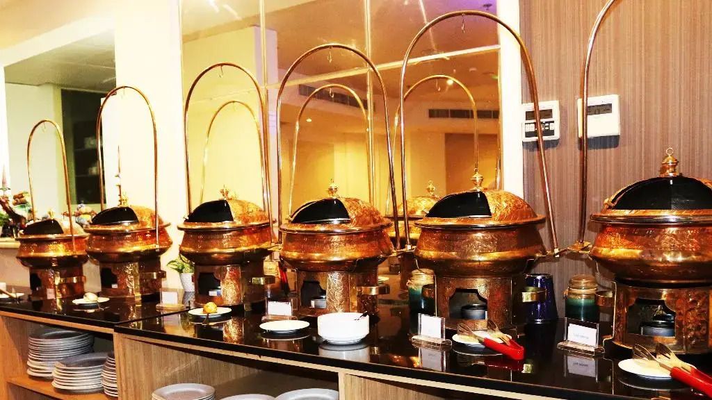آخر
