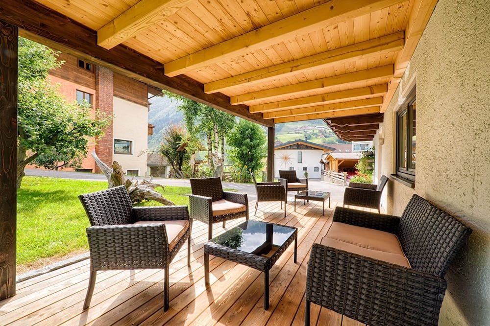 شرفة مرصوفة صورة