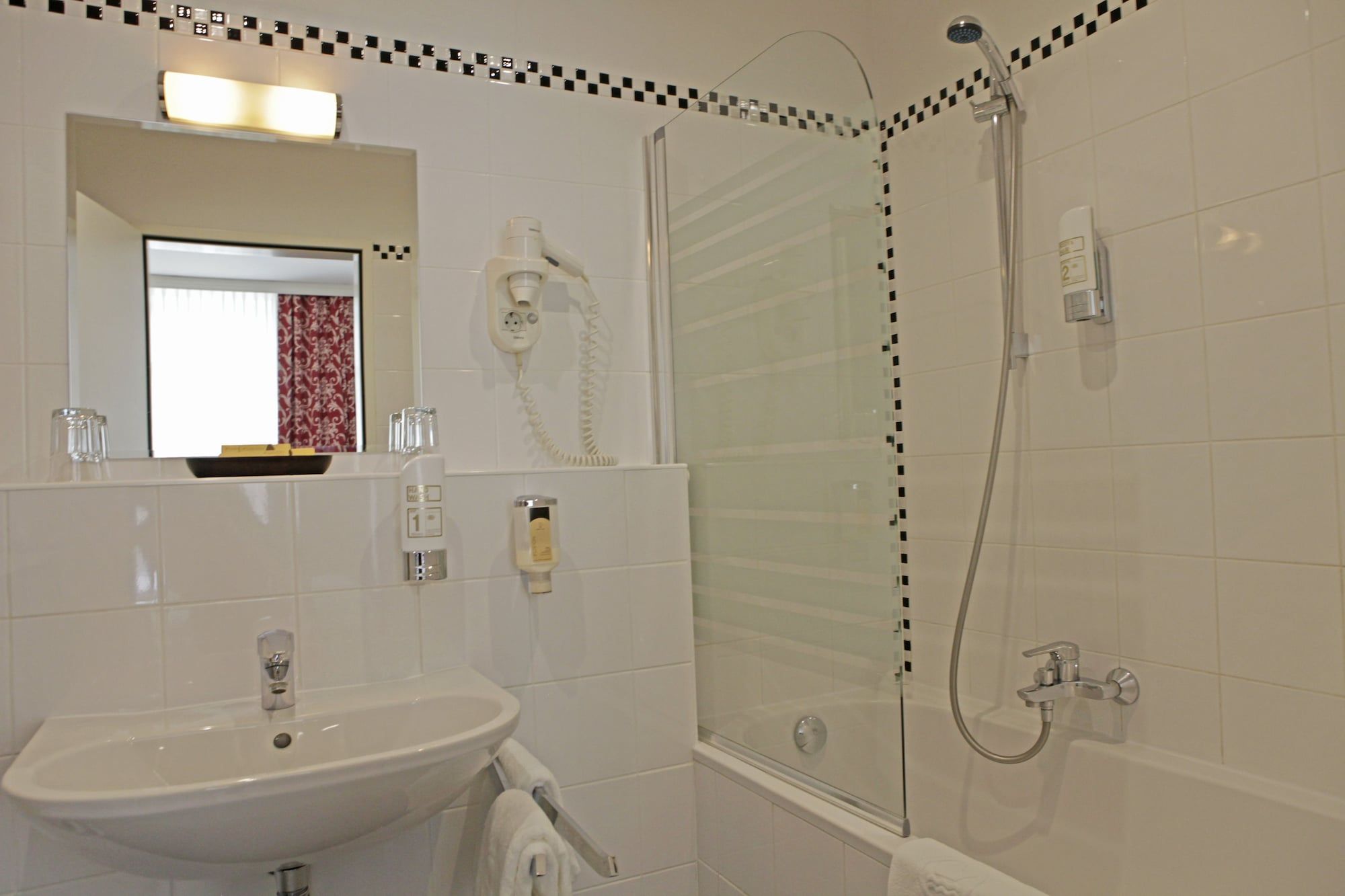 آخر