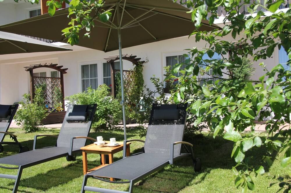 شرفة مرصوفة