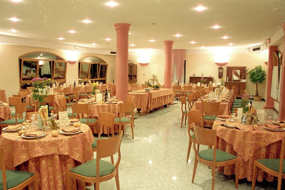 قاعة الولائم