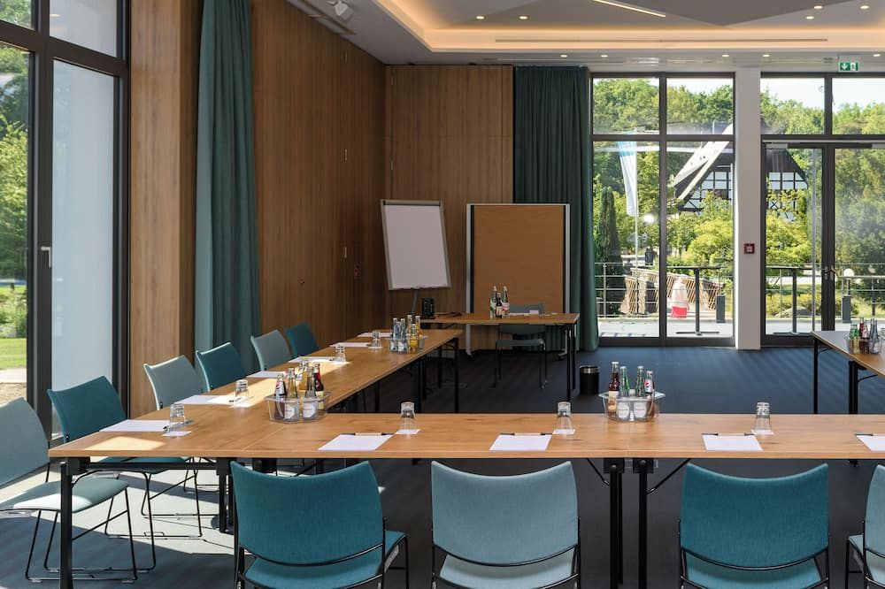 غرفة الاجتماعات