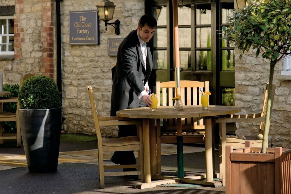 شرفة مرصوفة