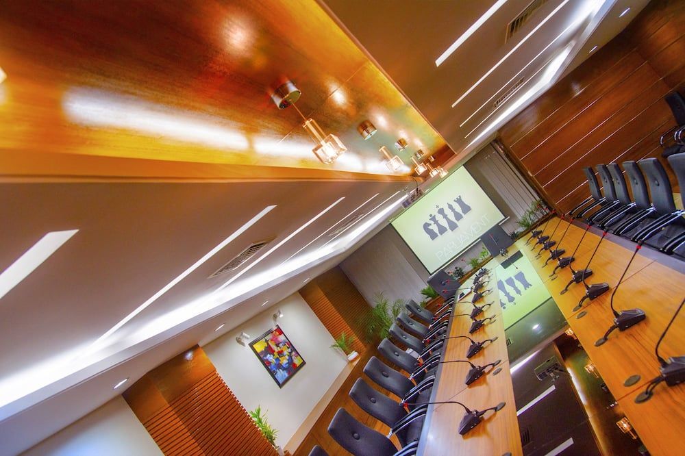 غرفة الاجتماعات