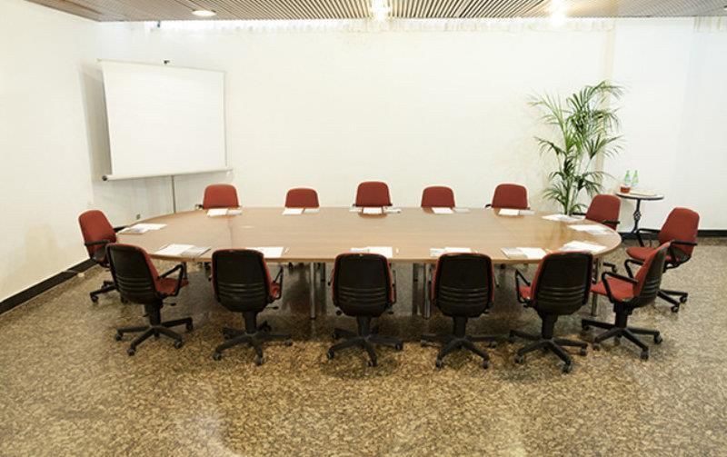 غرفة الاجتماعات