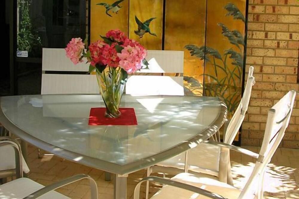 شرفة مرصوفة