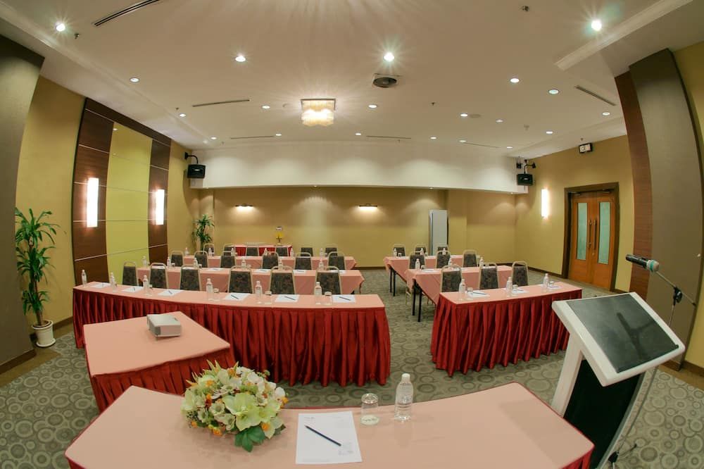 غرفة الاجتماعات