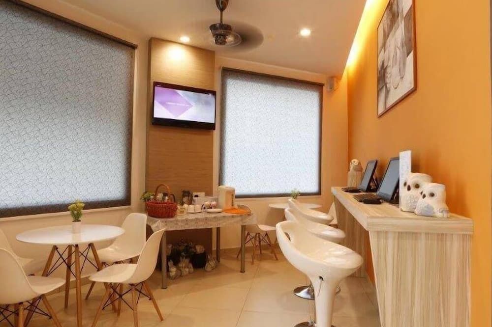مطعم