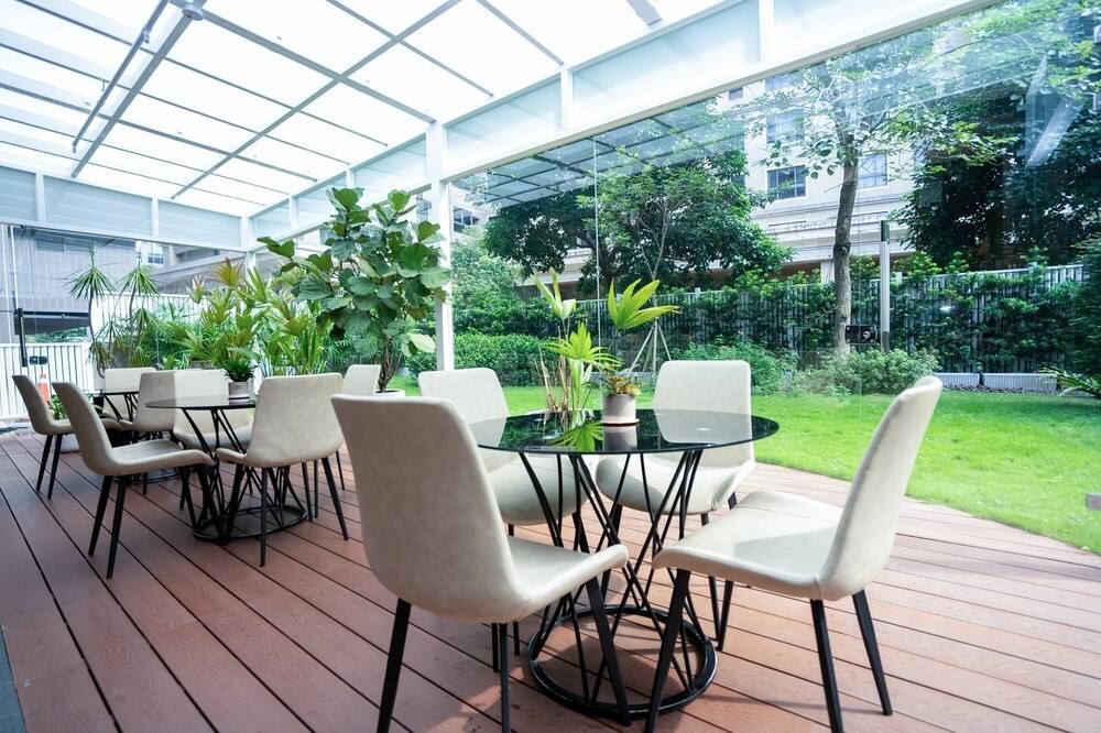 شرفة مرصوفة