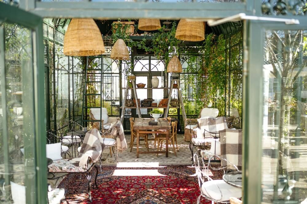 شرفة مرصوفة