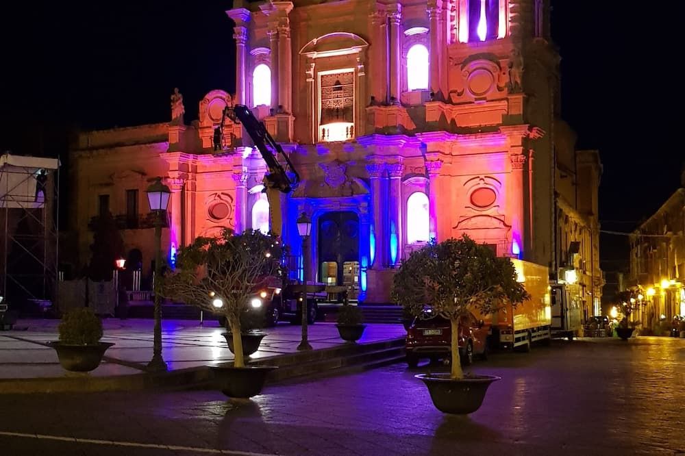 المعالم السياحية