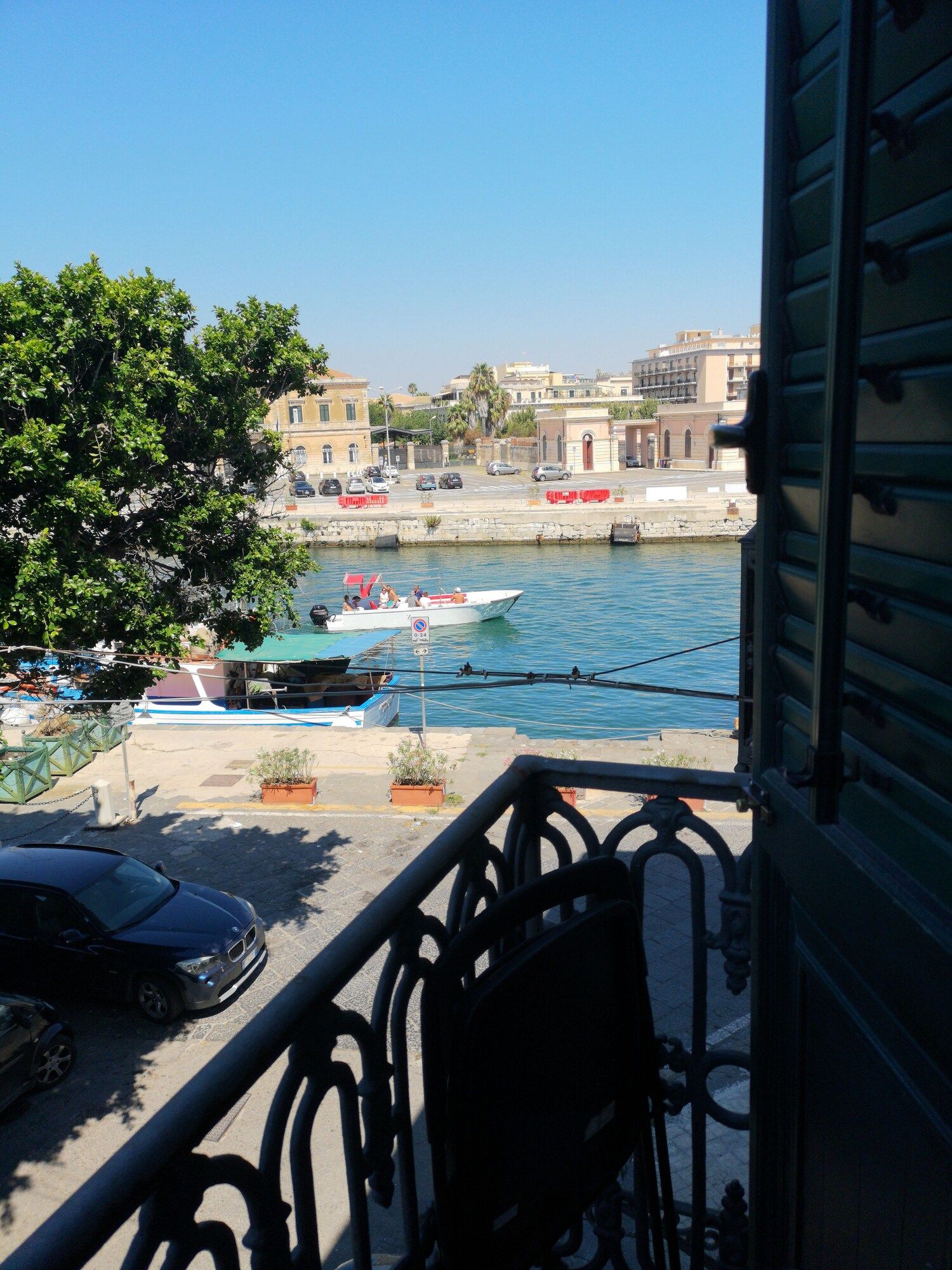 شرفة صورة