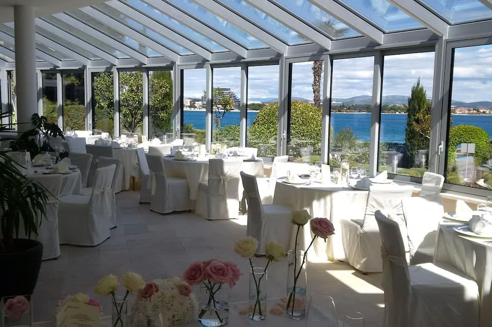 قاعة الولائم