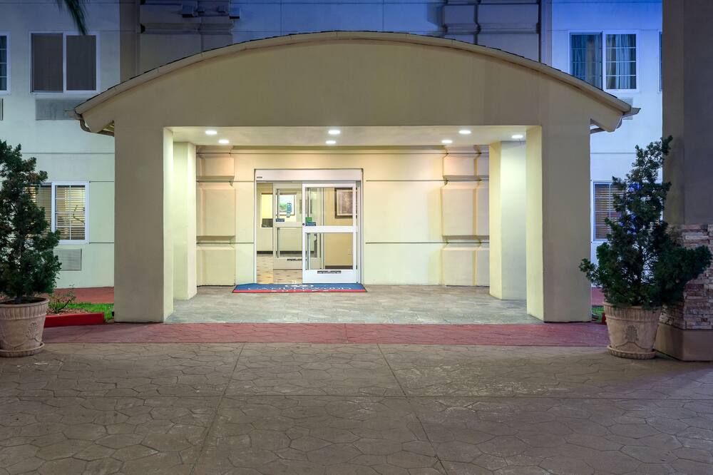 مبنى