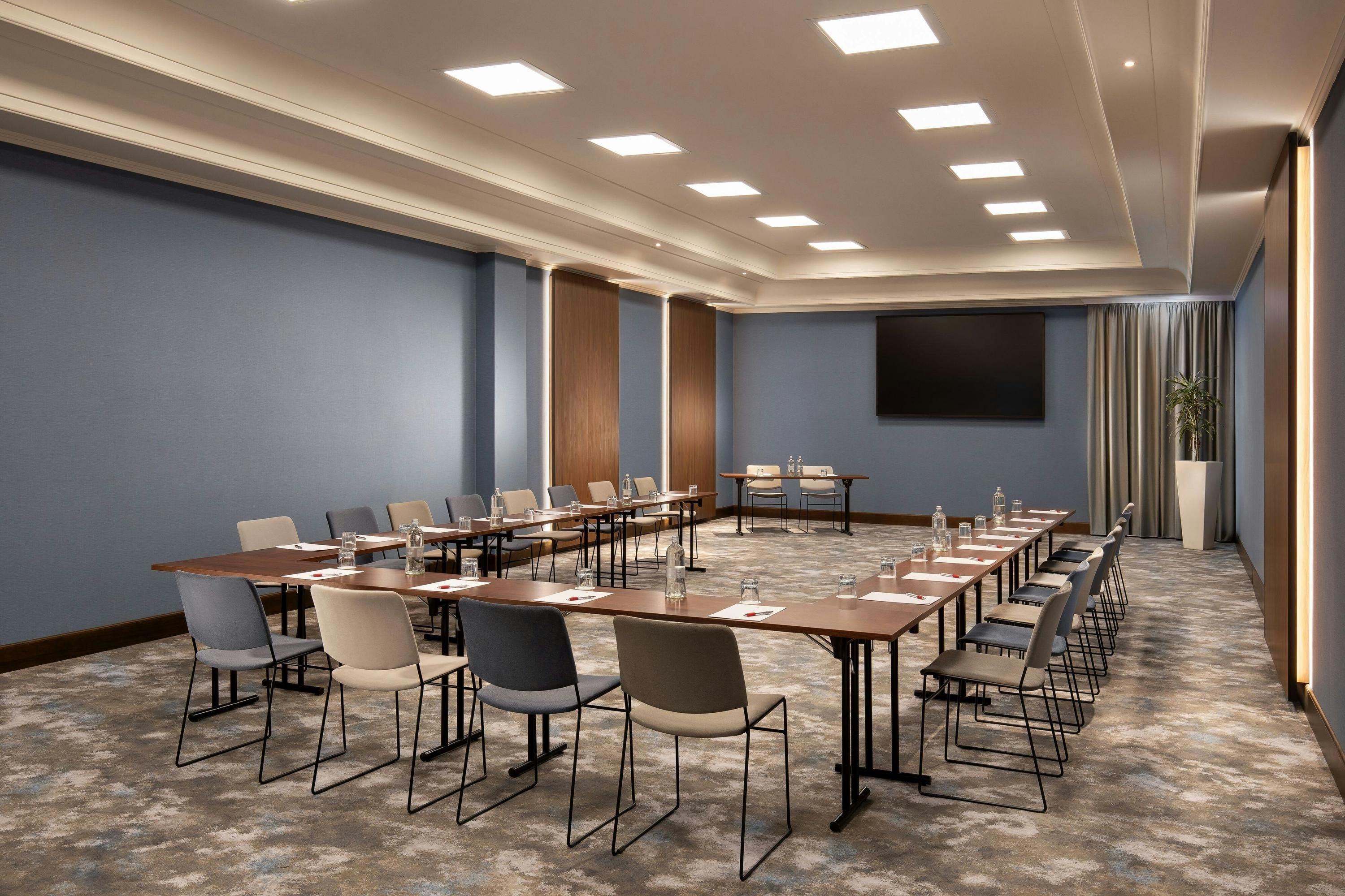 غرفة الاجتماعات