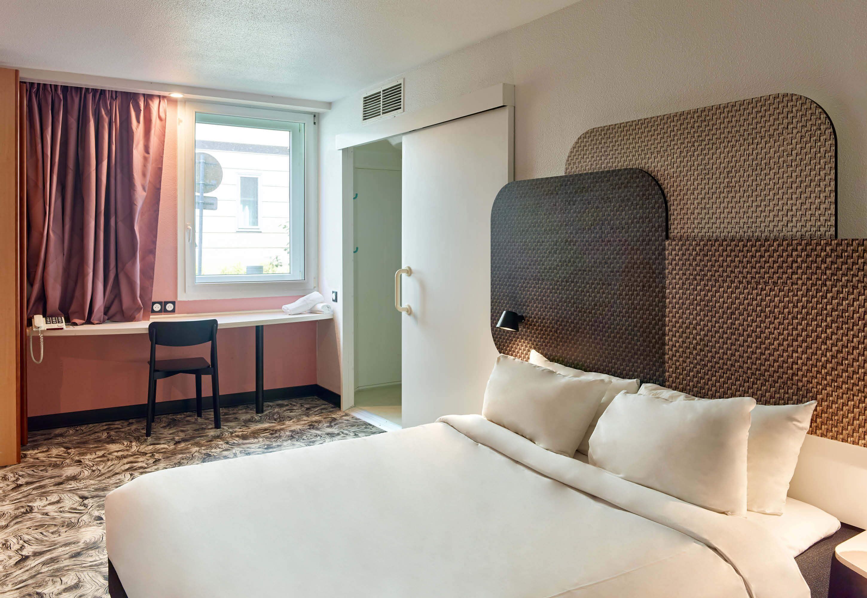 آخر