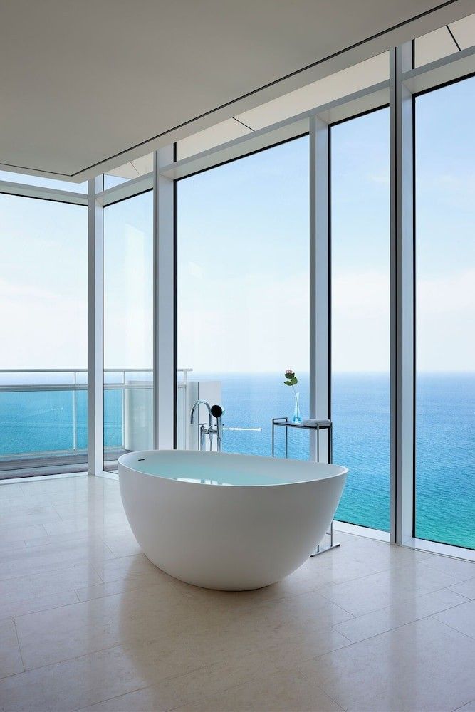 آخر