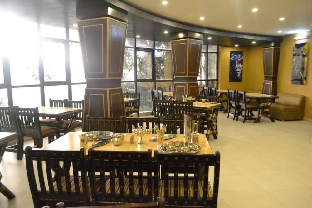 مطعم