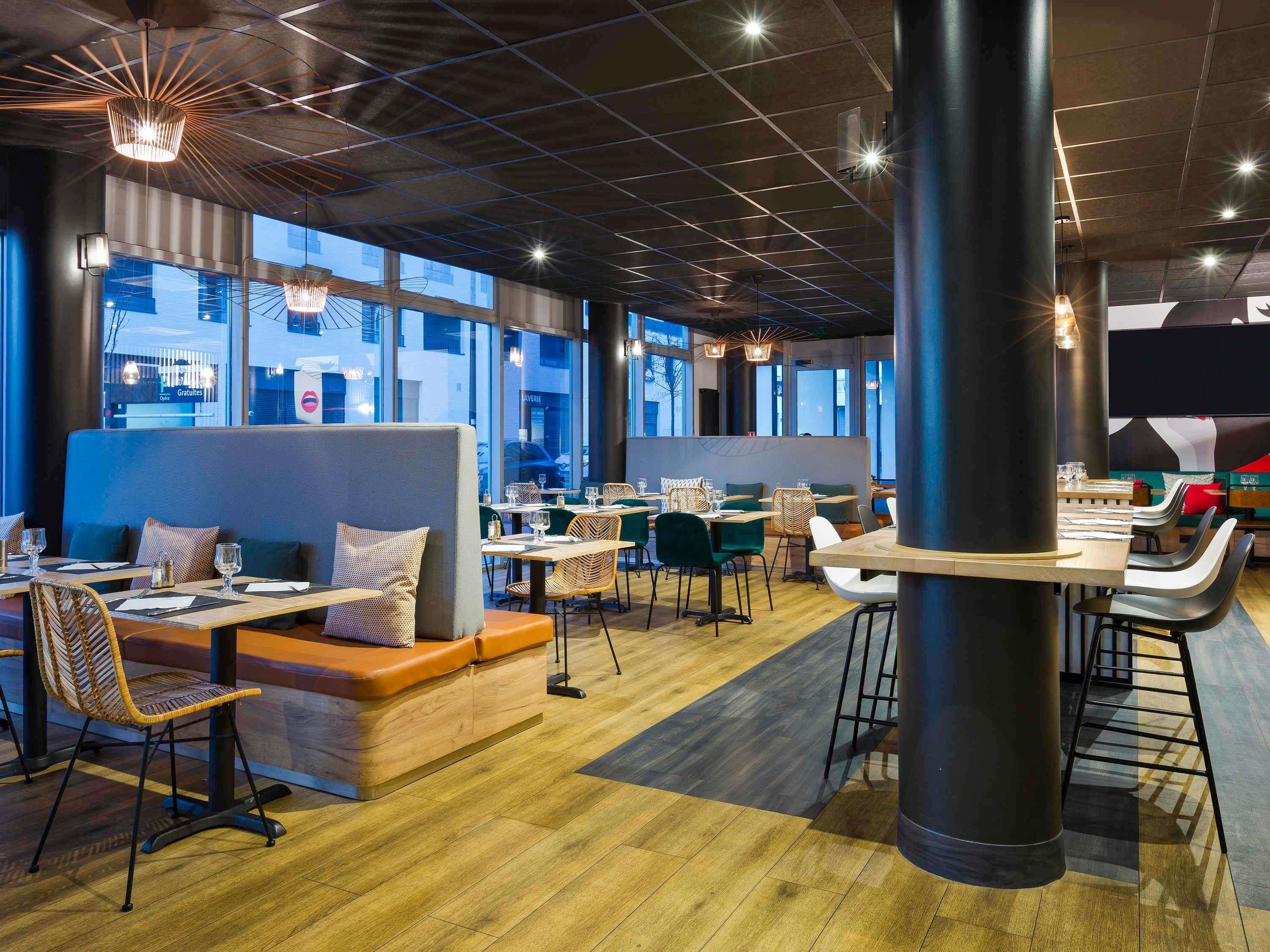 مطعم
