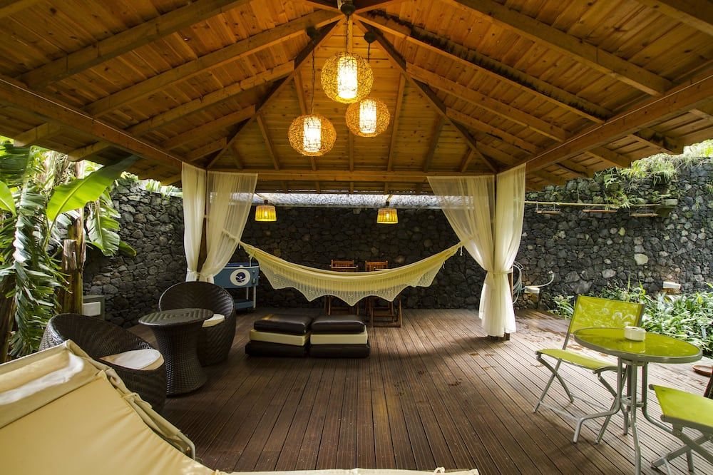 شرفة مرصوفة صورة