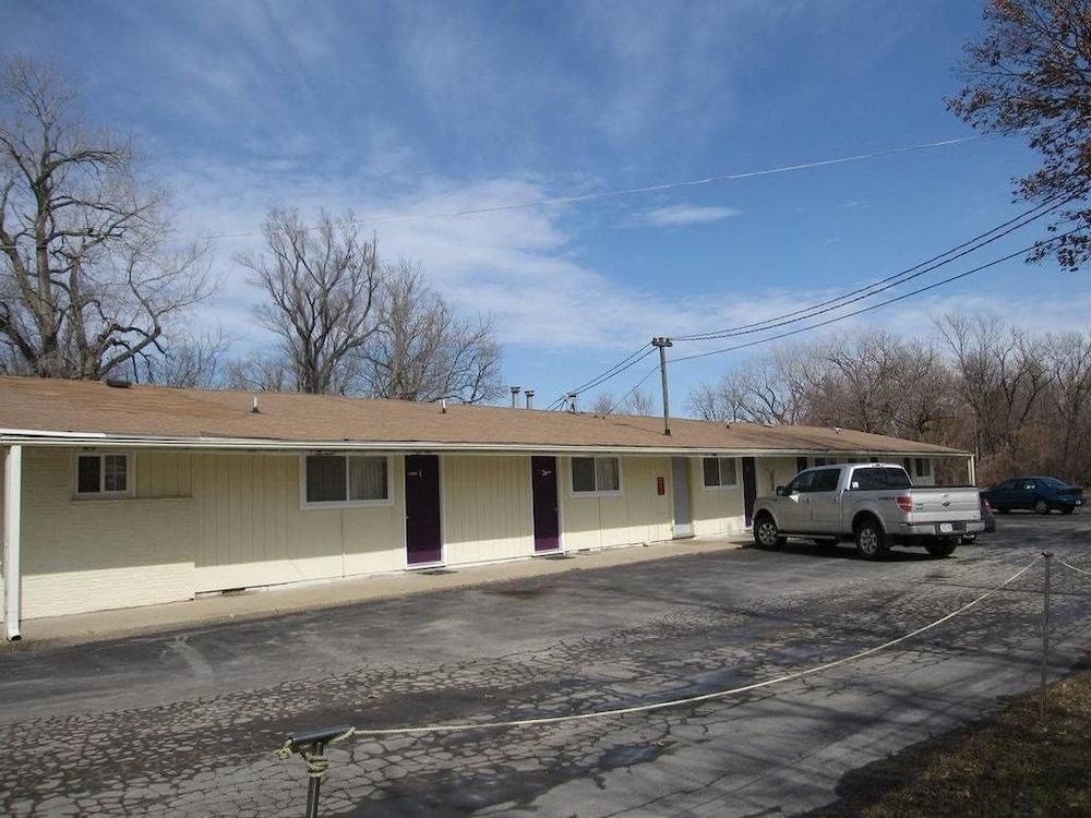 موقف سيارات