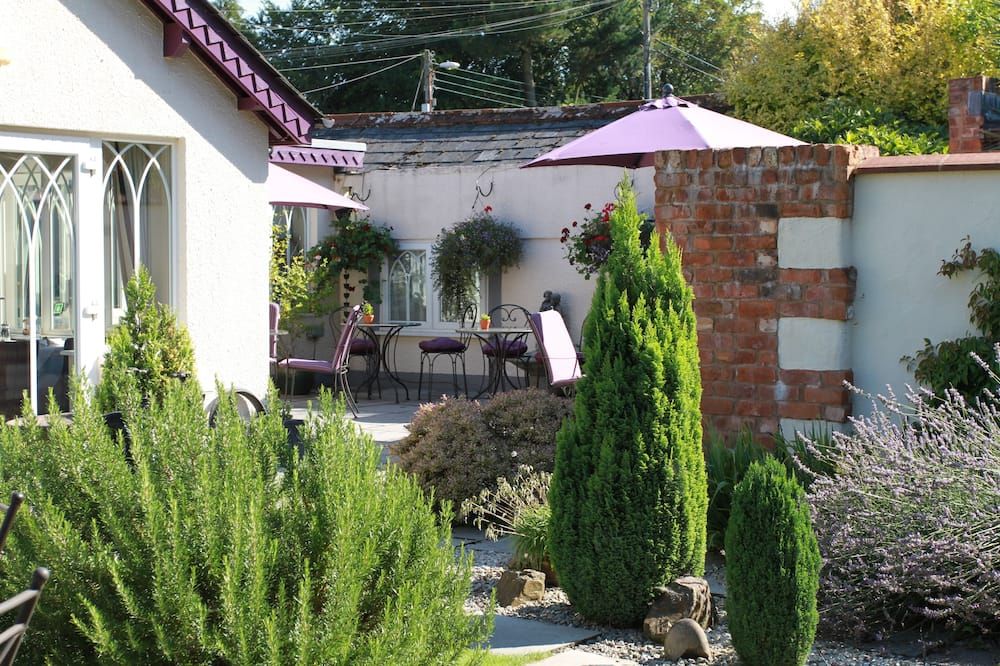 شرفة مرصوفة