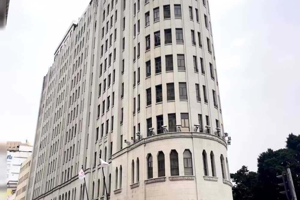 مبنى
