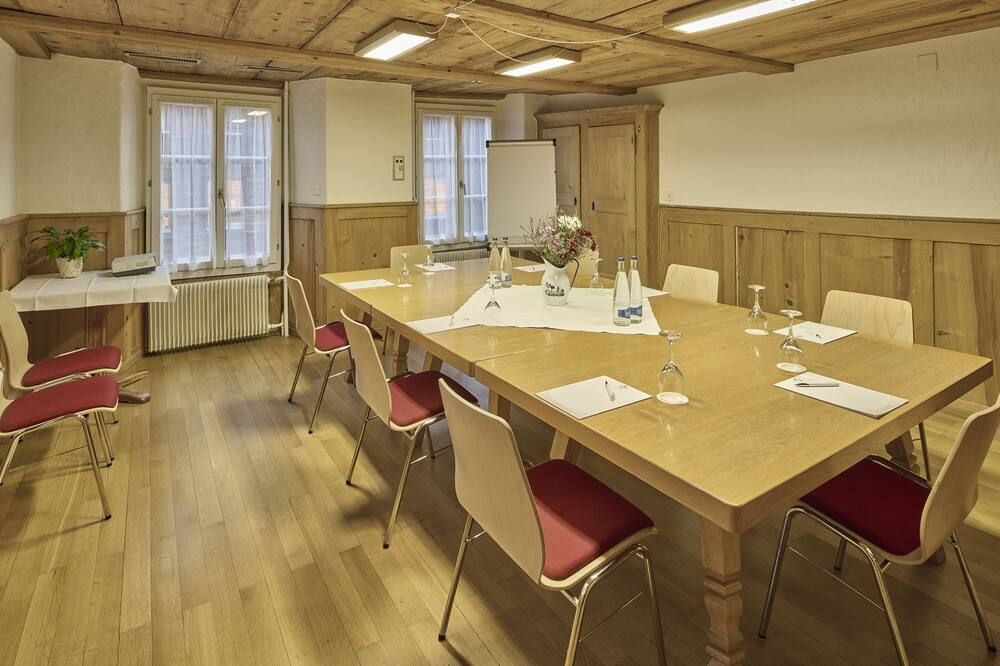 غرفة الاجتماعات