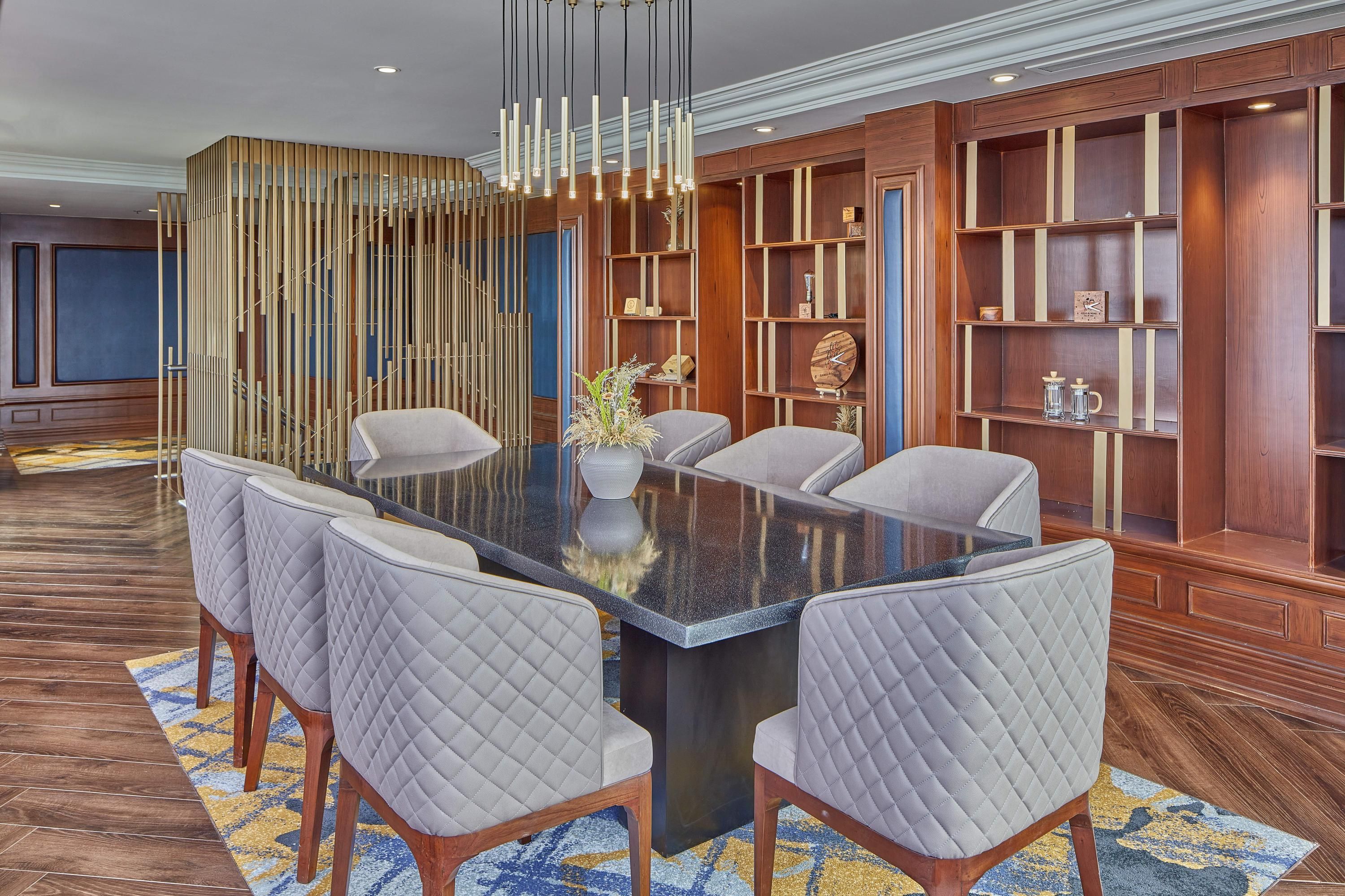 شرفة مرصوفة