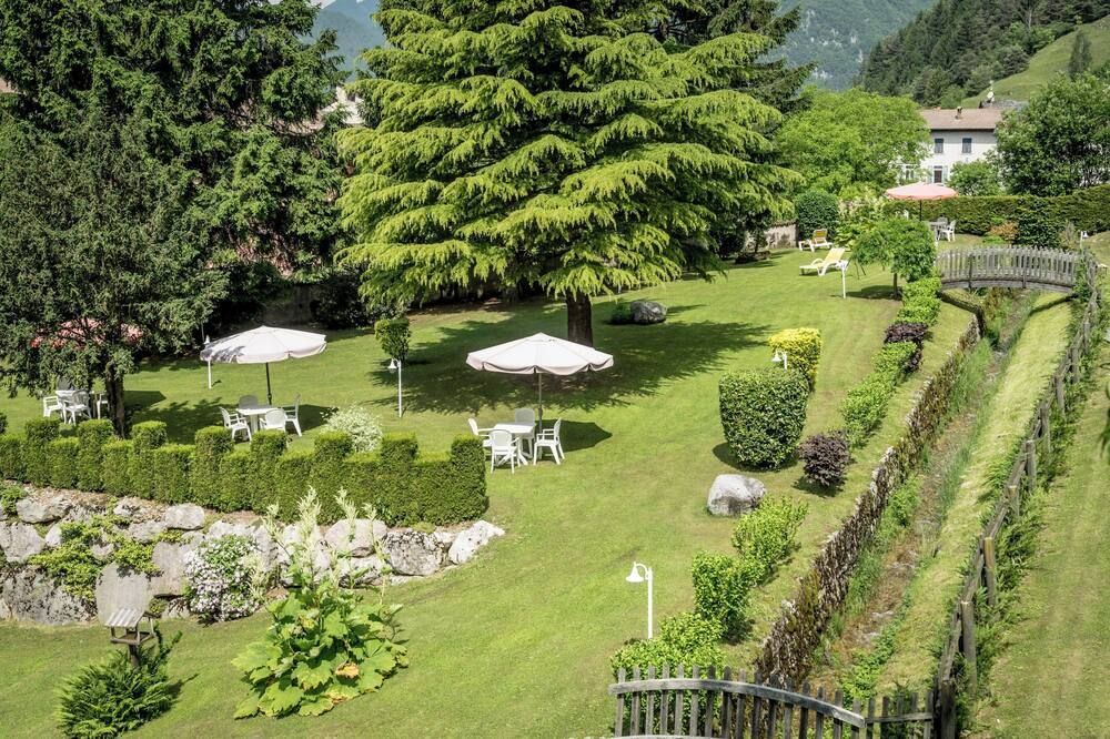 شرفة مرصوفة