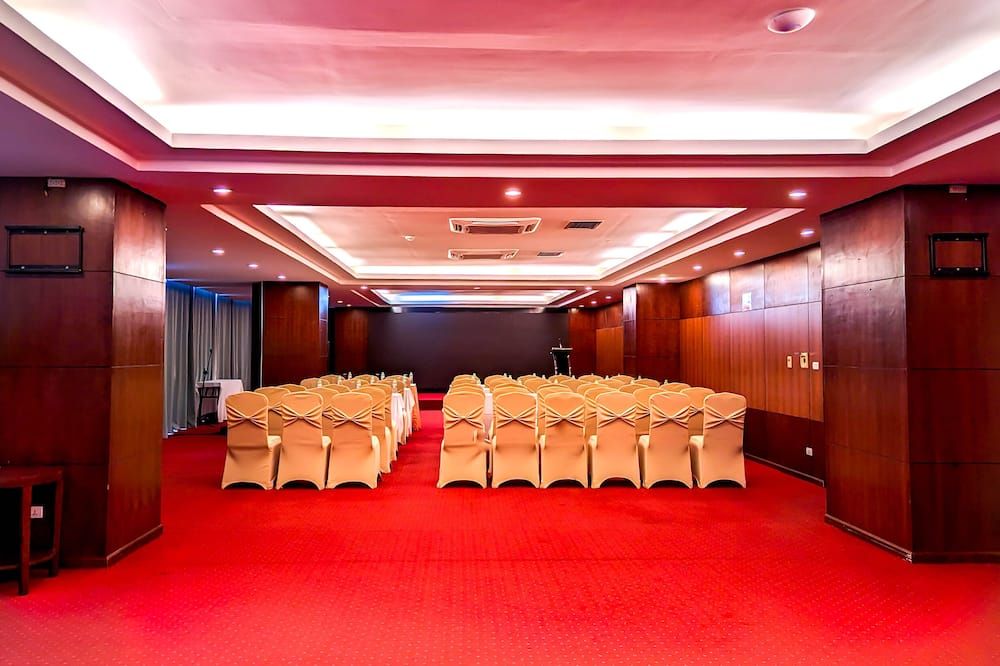 غرفة الاجتماعات