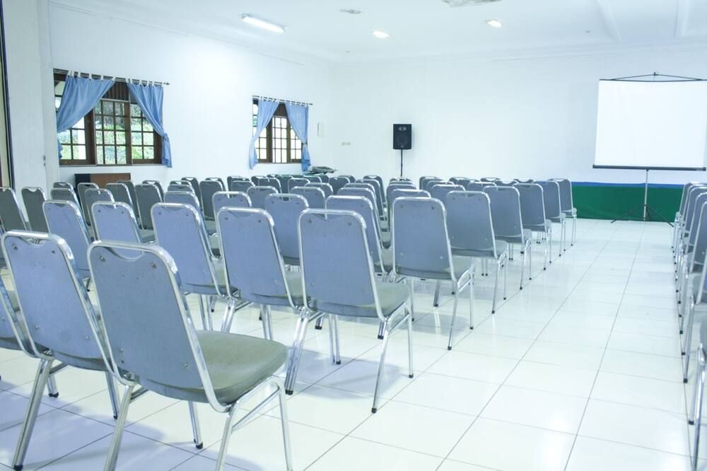 غرفة الاجتماعات