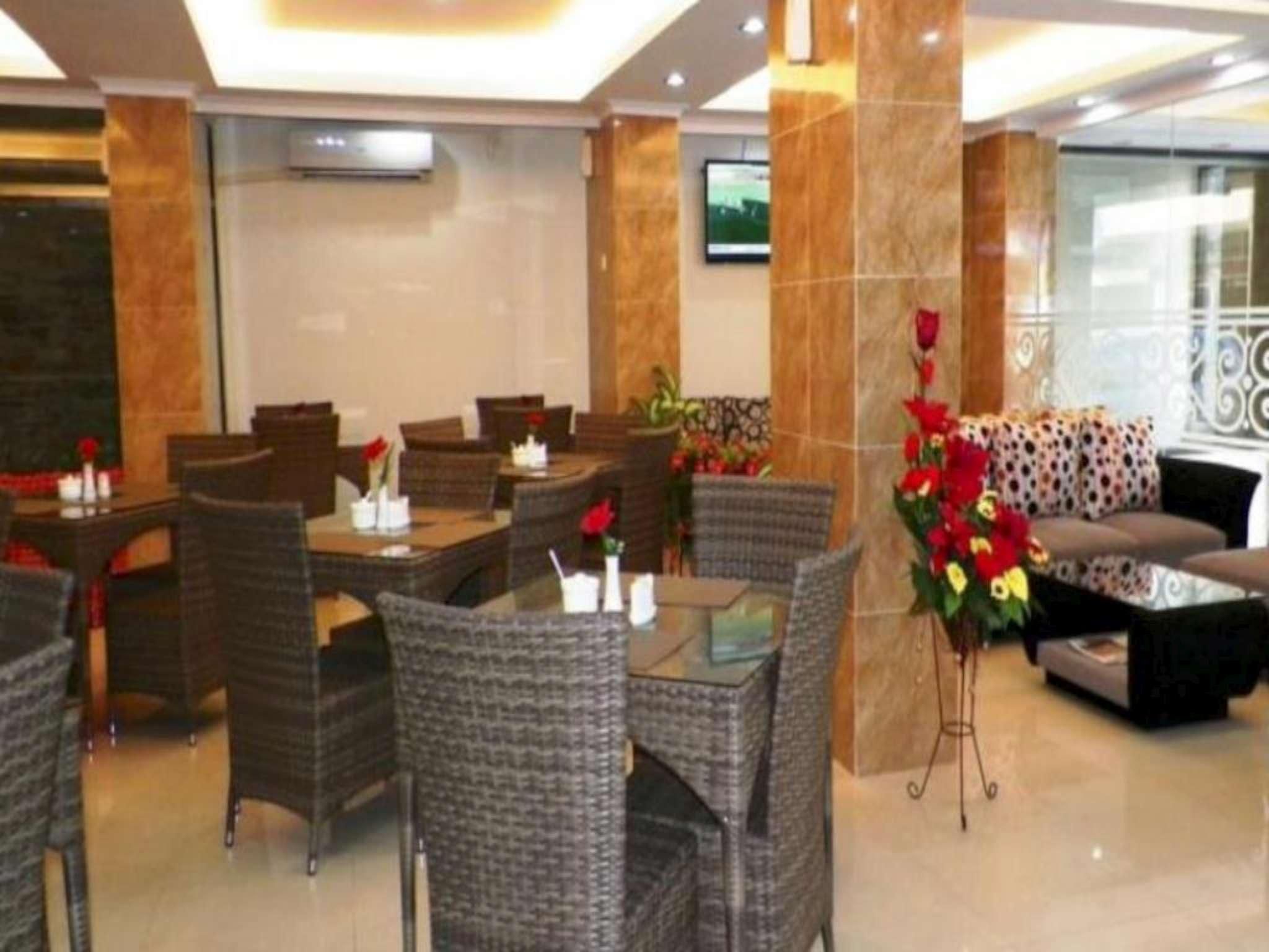 مطعم