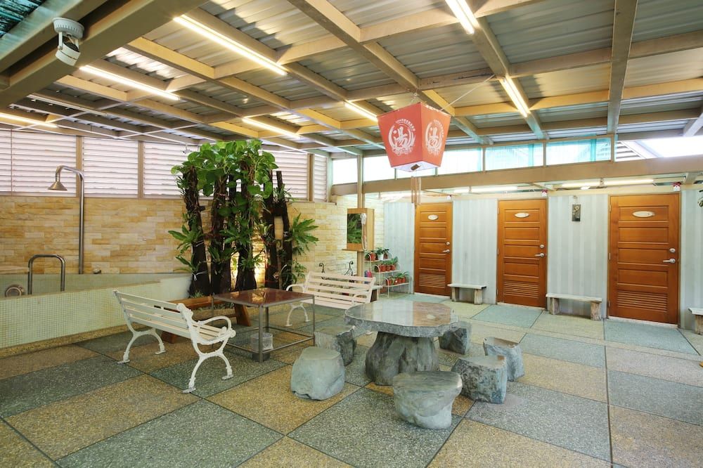 شرفة مرصوفة