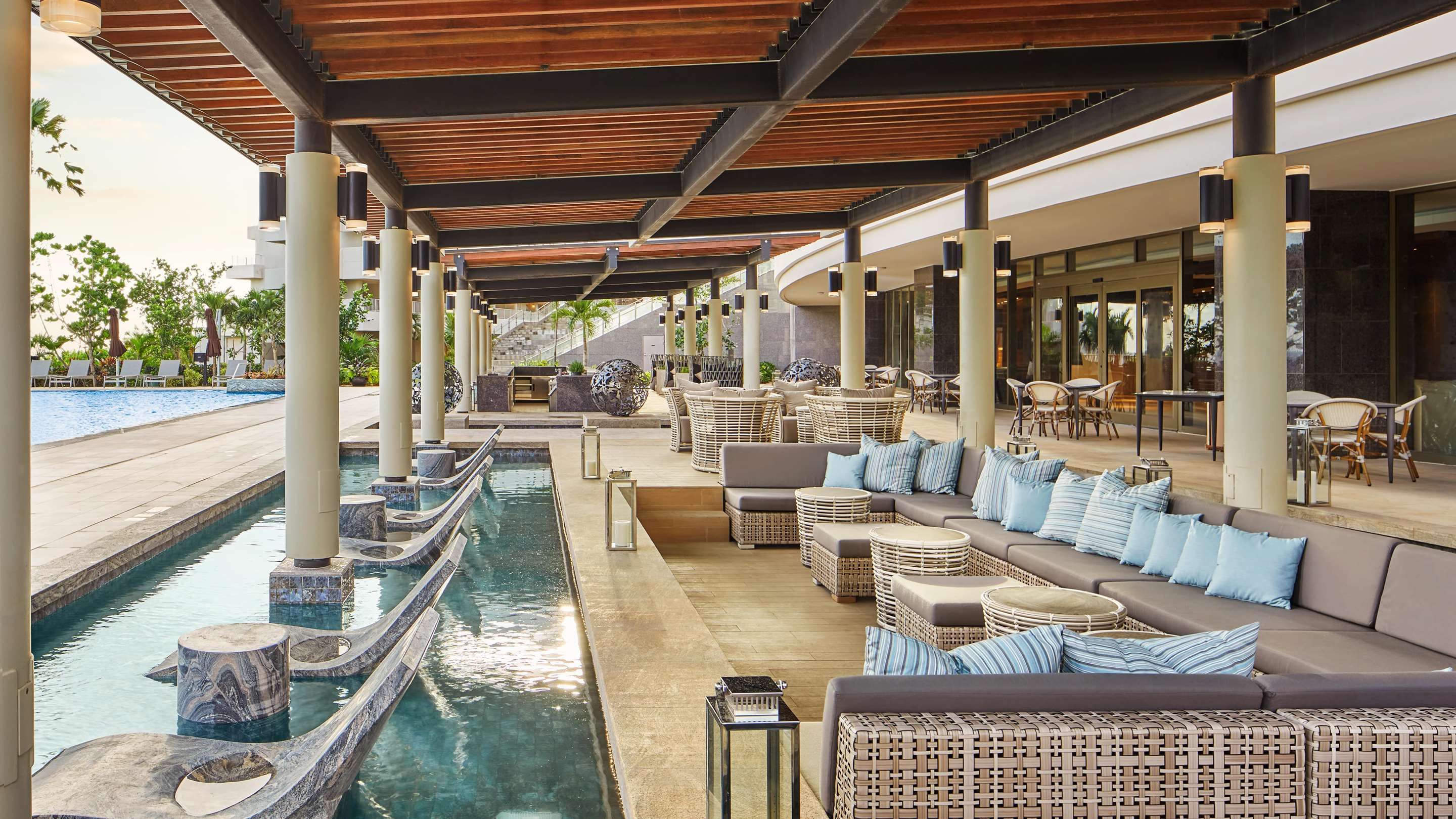 شرفة مرصوفة