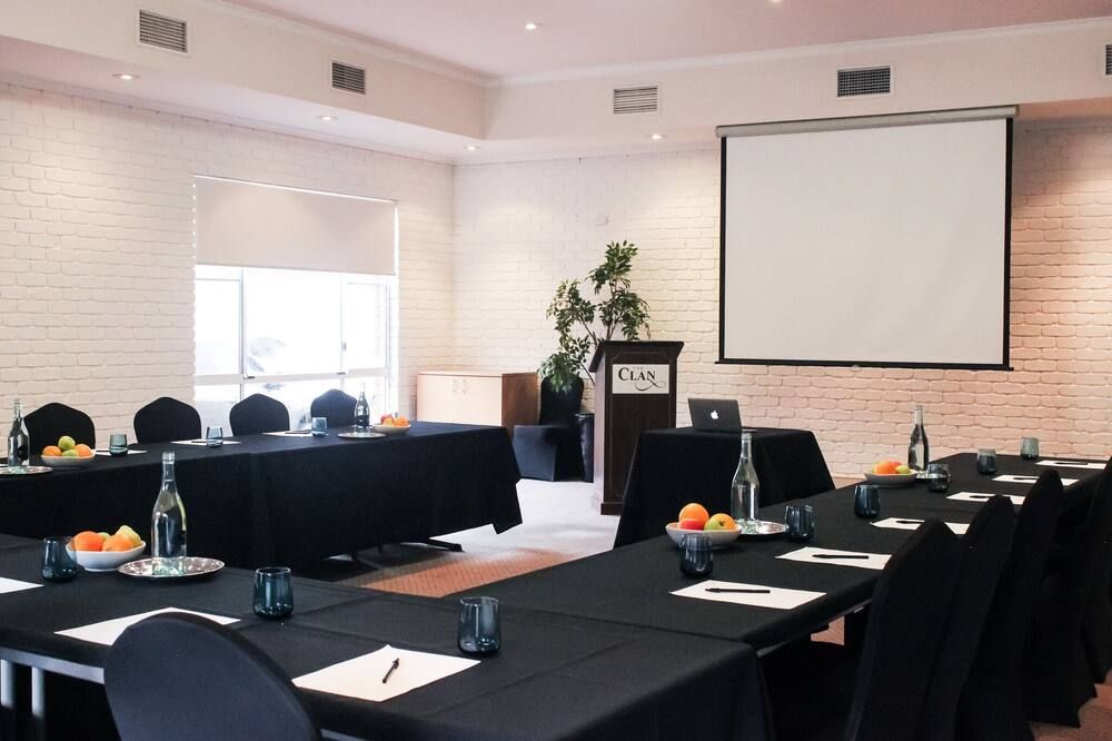 غرفة الاجتماعات