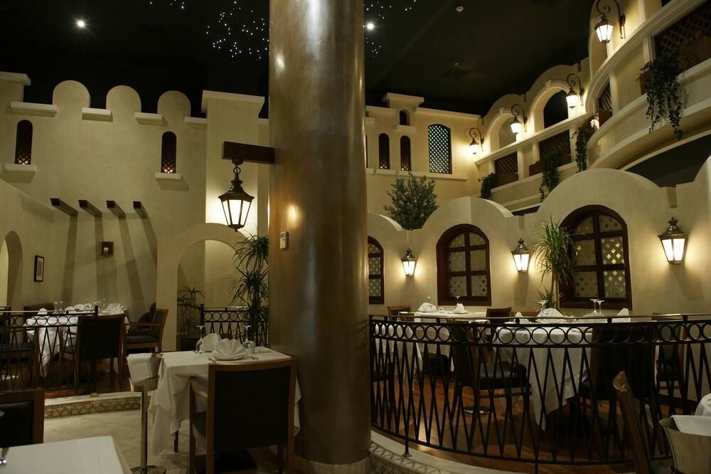 مطعم