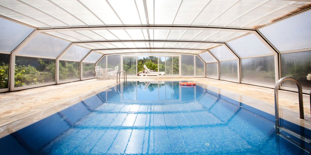 حوض السباحة صورة