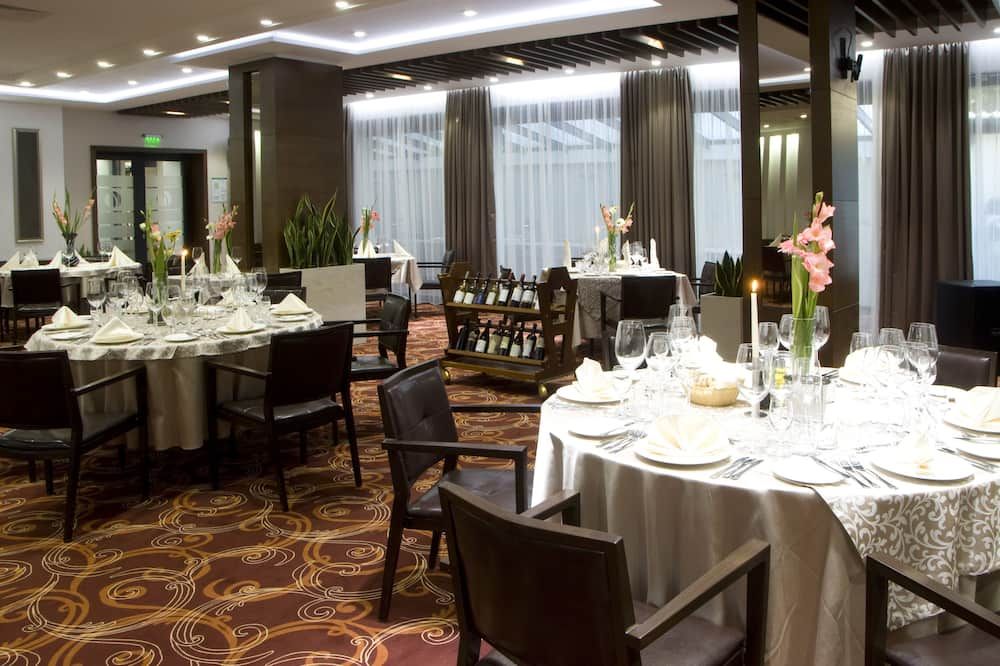 قاعة الولائم