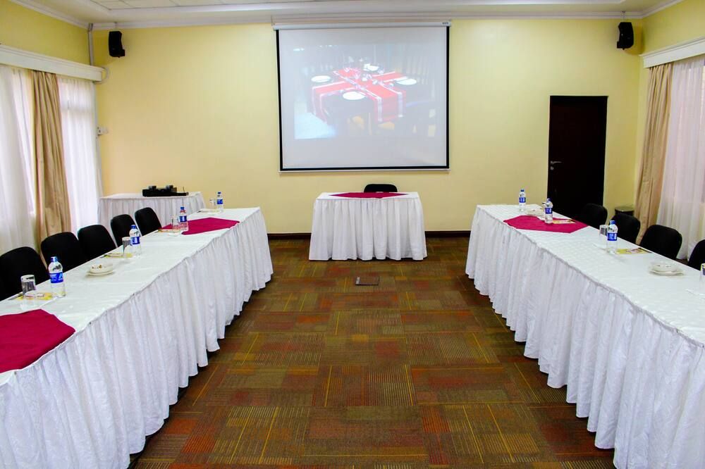 غرفة الاجتماعات