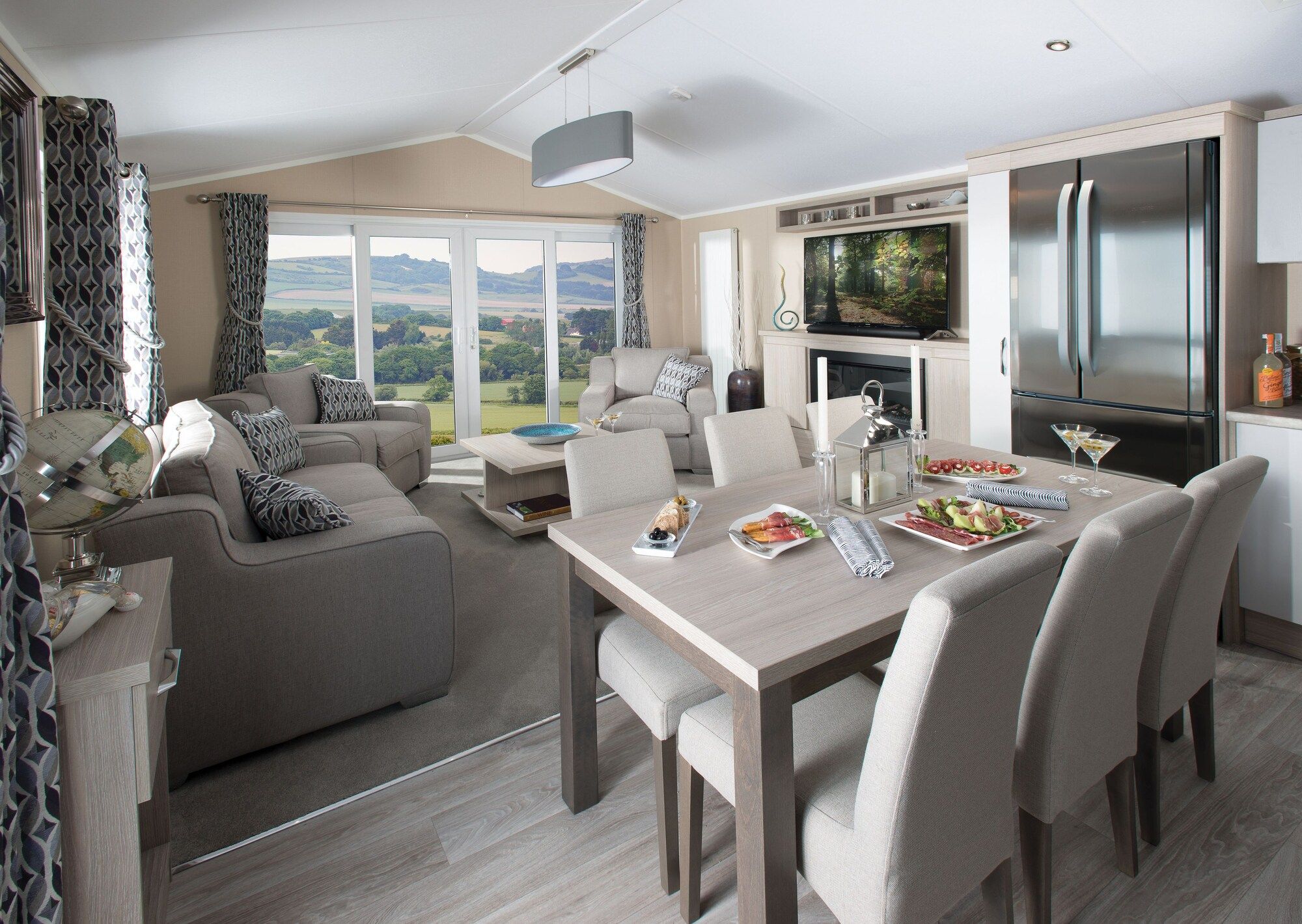 غرفة طعام صورة