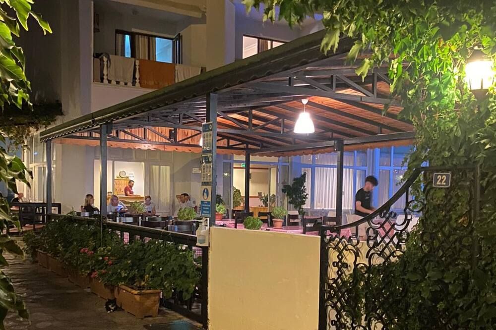 شرفة مرصوفة صورة