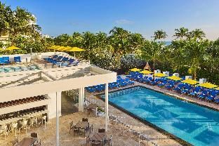 حوض السباحة