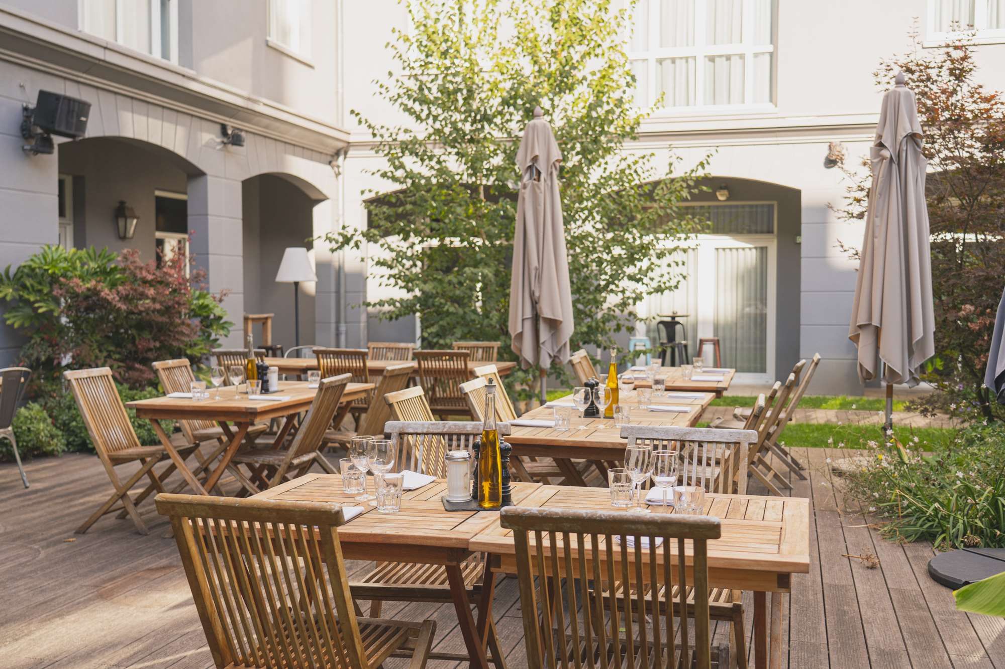 شرفة مرصوفة