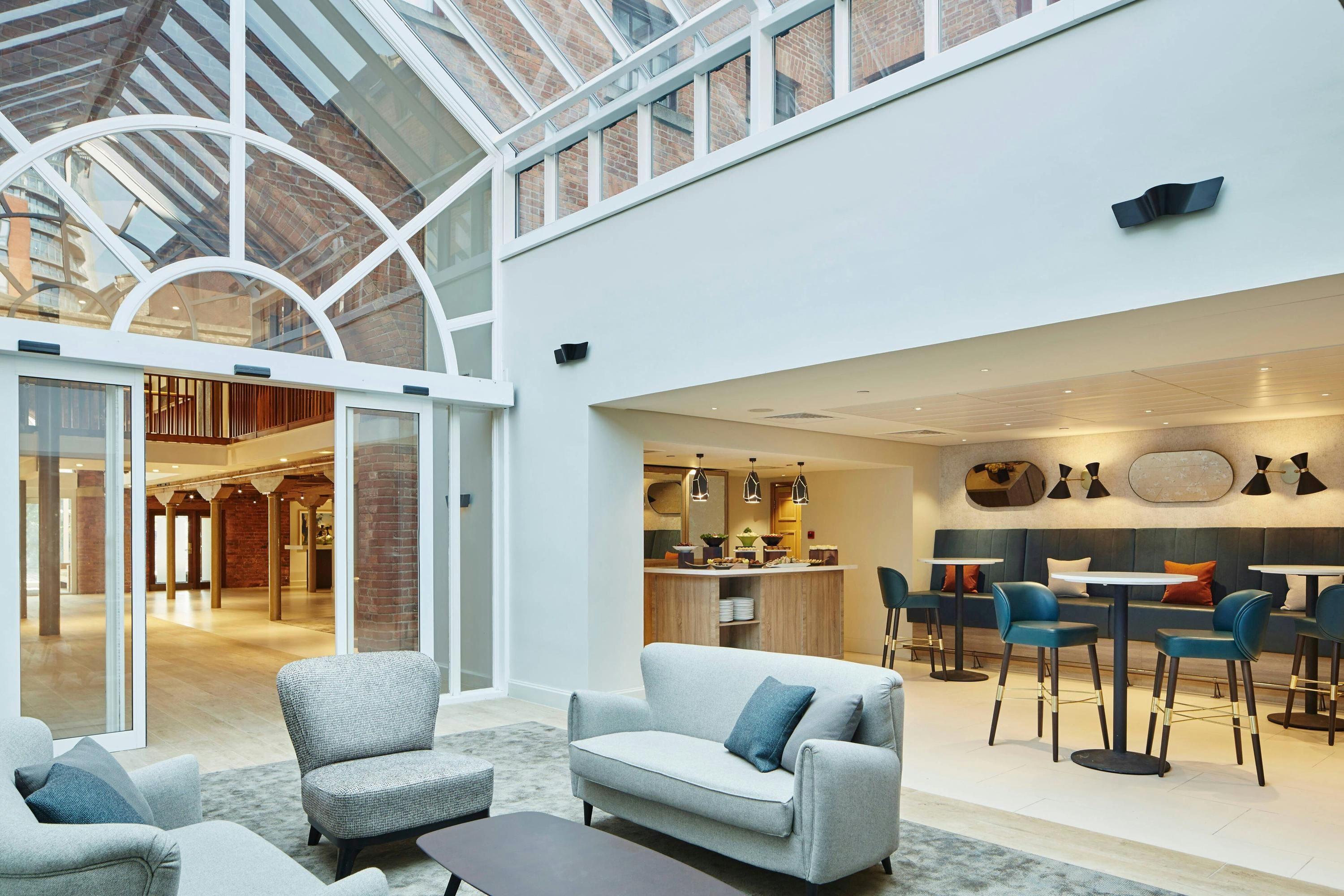 غرفة الاجتماعات