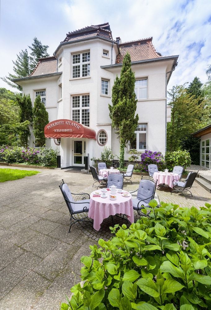 شرفة مرصوفة