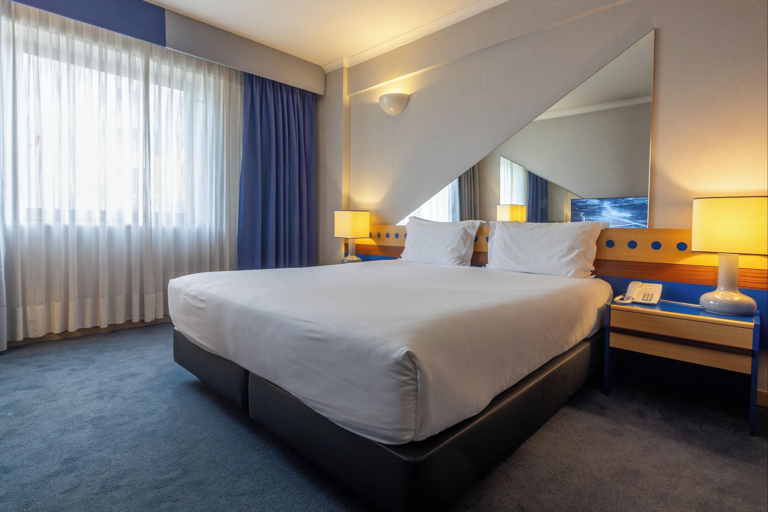 آخر