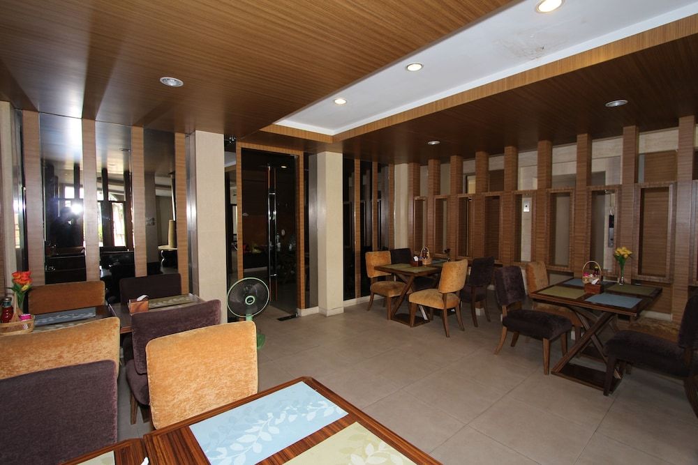 مطعم