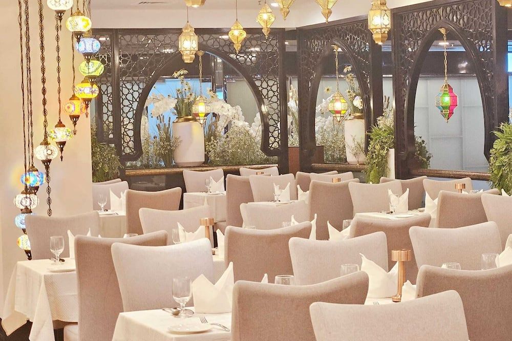 مطعم